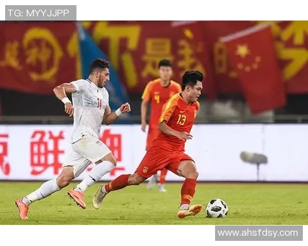 3月28日中国队迎战伊朗队足球友谊赛精彩回顾与分析 3月28日中国队迎战伊朗队足球友谊赛精彩回顾与分析