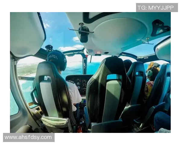 《激情四溢的水中争锋：游泳比赛中的突破与拼搏》